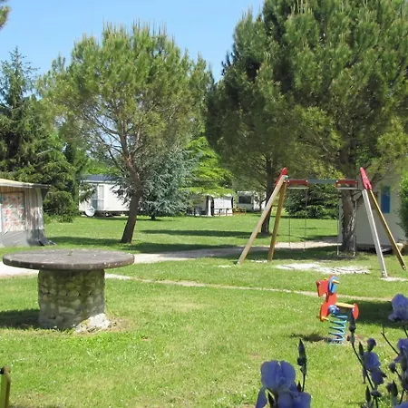 מלון Du Pas Des Biches